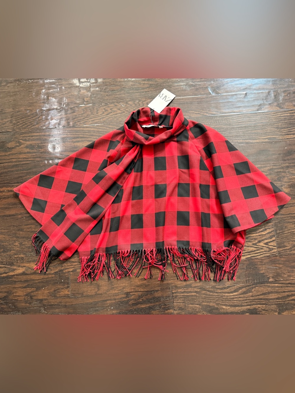 Zara Women’s Plaid Buffalo Fringe Cape